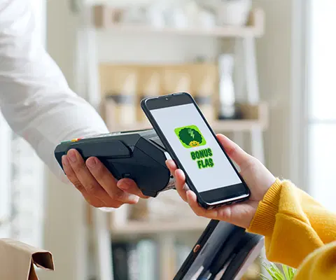Mobil Temassız veya QR Ödeme'yle yapacağınız alışverişlerinize toplam 300.000 MR puan ayrıcalığı!