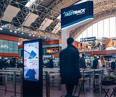 İstanbul Havalimanı'nda my Visa kullanıcılarına özel ücretsiz Fast Track ayrıcalığınızı kullanın ve uçuşunuza hızlı ve rahat bir şekilde yetişin!